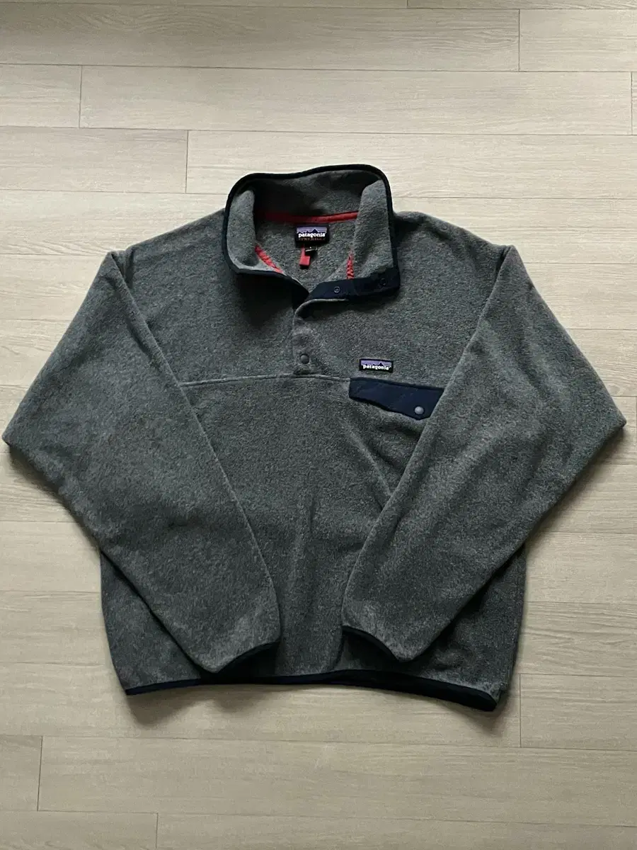 [L] 파타고니아 신칠라 니켈 네이비 그레이 플리스 patagonia